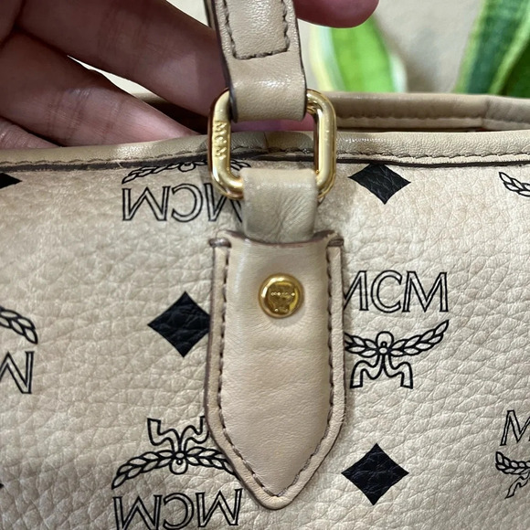 MCM TOTE - Picture 6 of 16